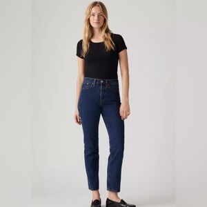 Levi's Wedgie Dark Wash Straight Ankle Premium Jeans Flattering Classic Size 31
